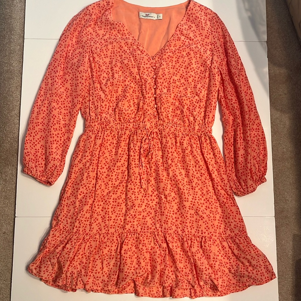 Vineyard Vines- V neck dress
